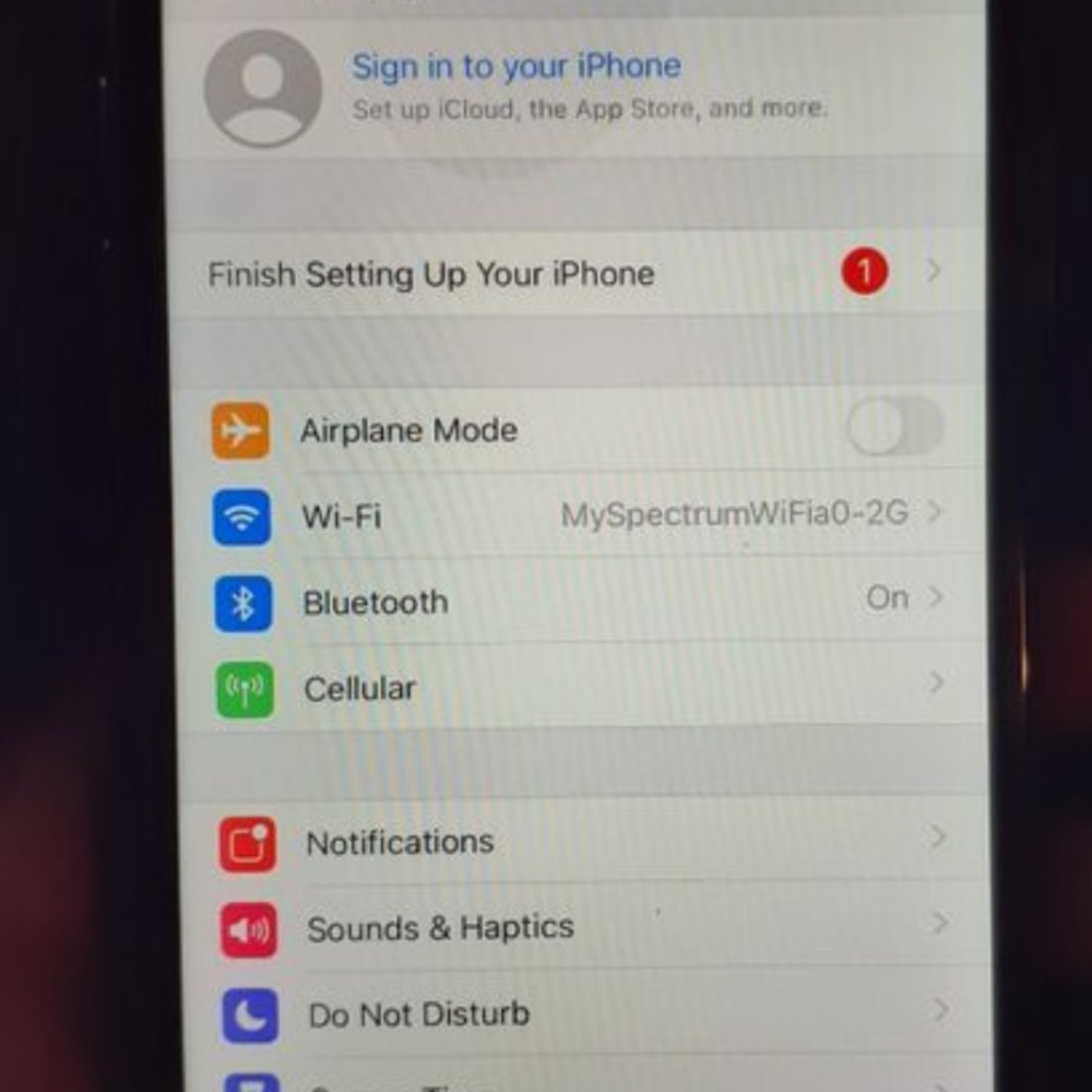 iPhone 11 - Picture 3 of 4